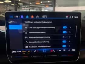 Volkswagen Golf (2025) thumbnail 35