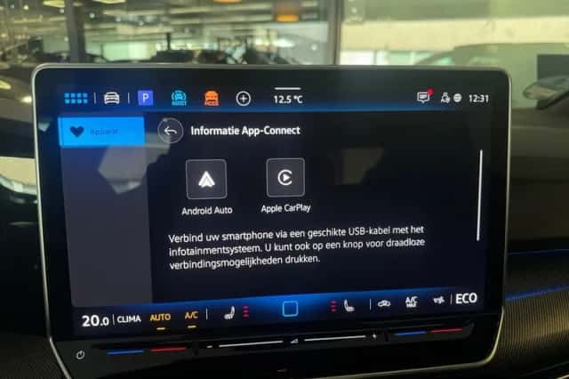 Volkswagen Golf (2025) thumbnail 37