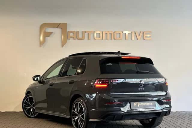 Volkswagen Golf (2025) thumbnail 8