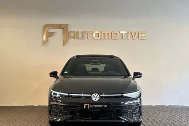 Volkswagen Golf (2025) thumbnail 9