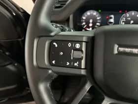 Land Rover Defender (2026) thumbnail 17