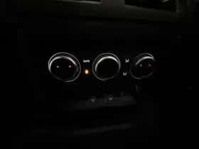 Land Rover Defender (2026) thumbnail 31