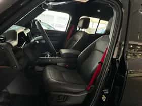 Land Rover Defender (2026) thumbnail 5