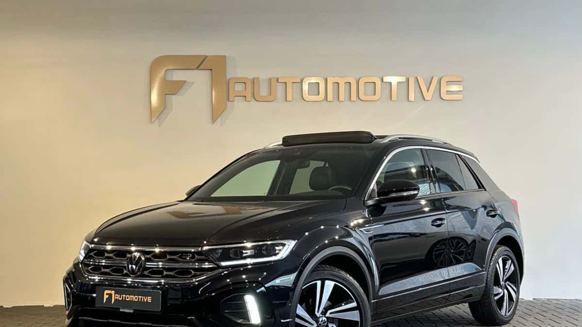 Volkswagen T-Roc (2022) — foto 1