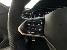 Volkswagen T-Roc (2022) thumbnail 17