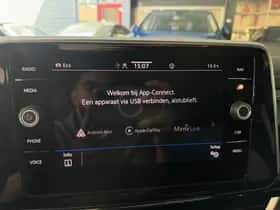 Volkswagen T-Roc (2022) thumbnail 26