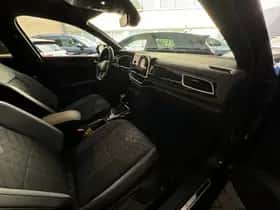 Volkswagen T-Roc (2022) thumbnail 33
