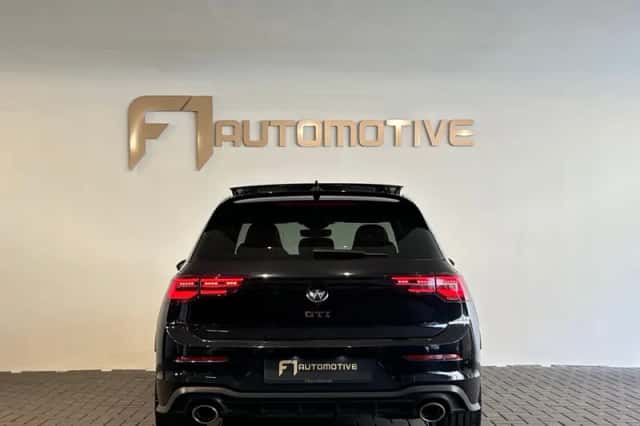 Volkswagen Golf (2022) thumbnail 11