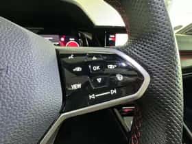 Volkswagen Golf (2022) thumbnail 15