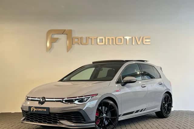 Volkswagen Golf (2024) thumbnail 1
