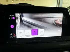 Volkswagen Golf (2024) thumbnail 23