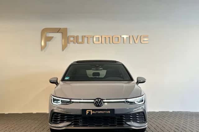 Volkswagen Golf (2024) thumbnail 9