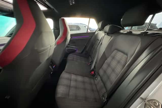 Volkswagen Golf (2021) thumbnail 17