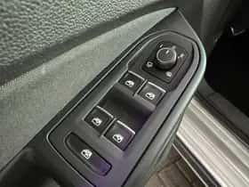 Volkswagen Golf (2021) thumbnail 24