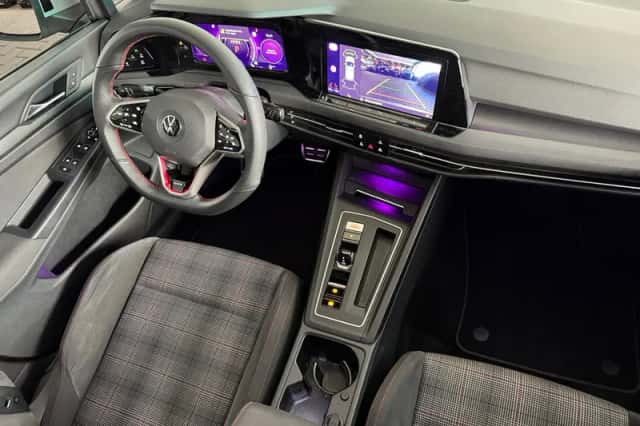 Volkswagen Golf (2021) thumbnail 31