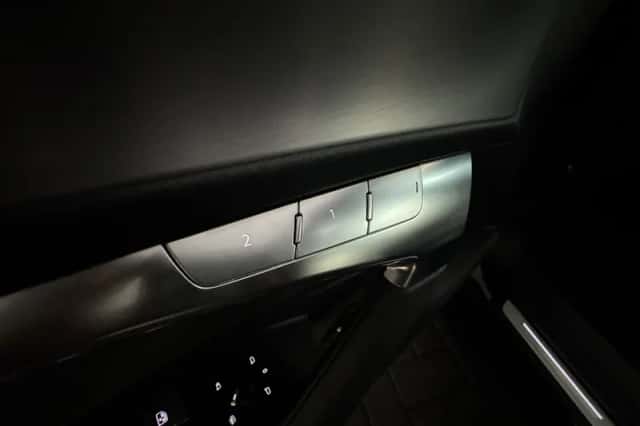 Audi A6 (2022) thumbnail 15