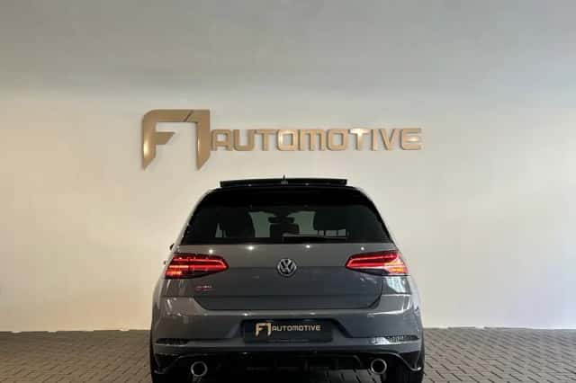 Volkswagen Golf (2019) thumbnail 11