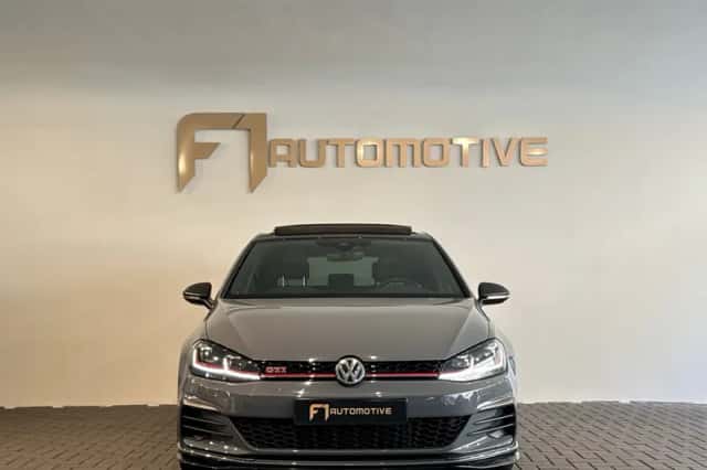 Volkswagen Golf (2019) thumbnail 9