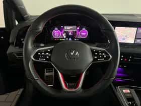 Volkswagen Golf (2023) thumbnail 12