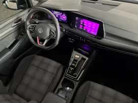 Volkswagen Golf (2023) thumbnail 31