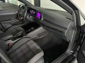 Volkswagen Golf (2023) thumbnail 32