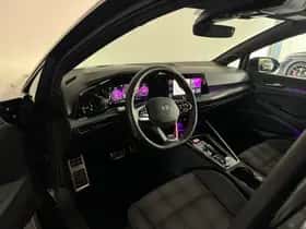 Volkswagen Golf (2023) thumbnail 5
