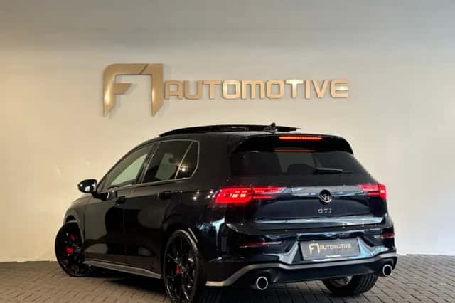 Volkswagen Golf (2023) thumbnail 8