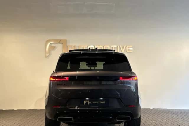 Land Rover Range Rover Sport (2025) thumbnail 11