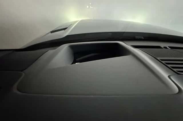 Land Rover Range Rover Sport (2025) thumbnail 17