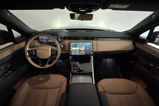 Land Rover Range Rover Sport (2025) thumbnail 4