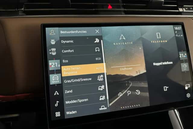 Land Rover Range Rover Sport (2025) thumbnail 33