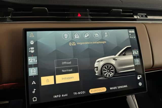 Land Rover Range Rover Sport (2025) thumbnail 39