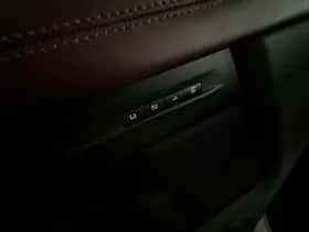 Land Rover Range Rover Evoque (2021) thumbnail 18