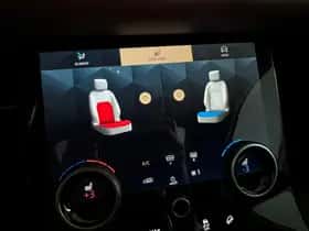 Land Rover Range Rover Evoque (2021) thumbnail 30