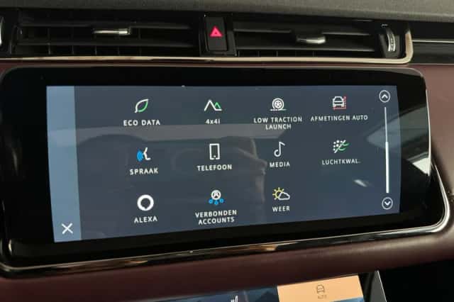 Land Rover Range Rover Evoque (2021) thumbnail 32