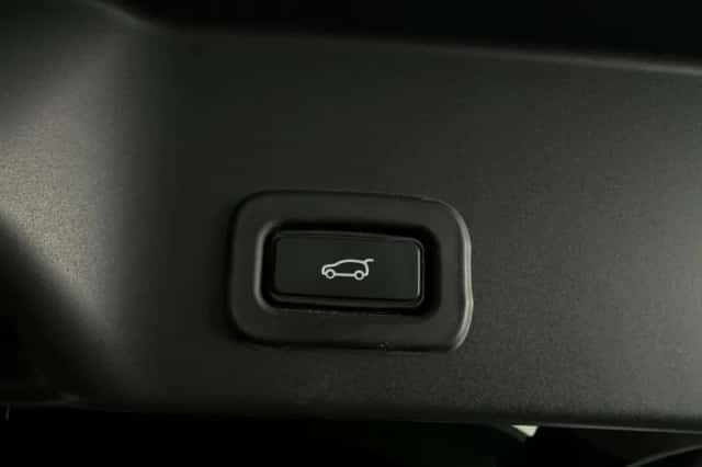 Land Rover Range Rover Evoque (2021) thumbnail 35
