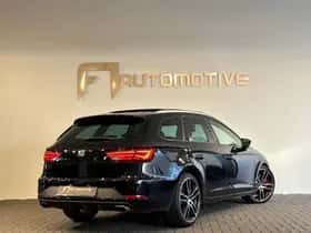 SEAT Leon (2018) thumbnail 3