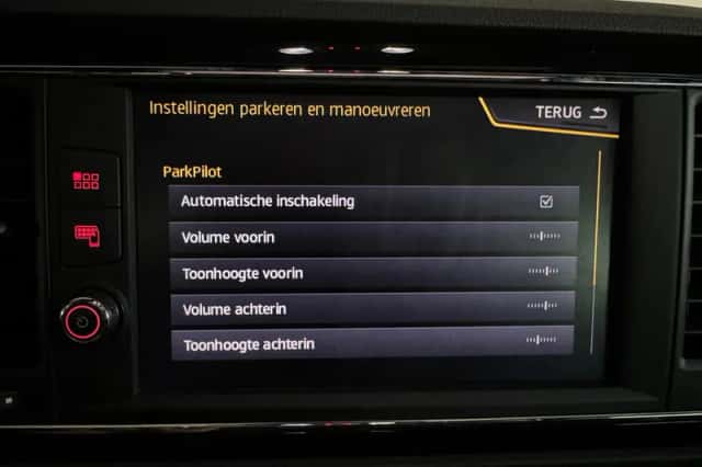 SEAT Leon (2018) thumbnail 27