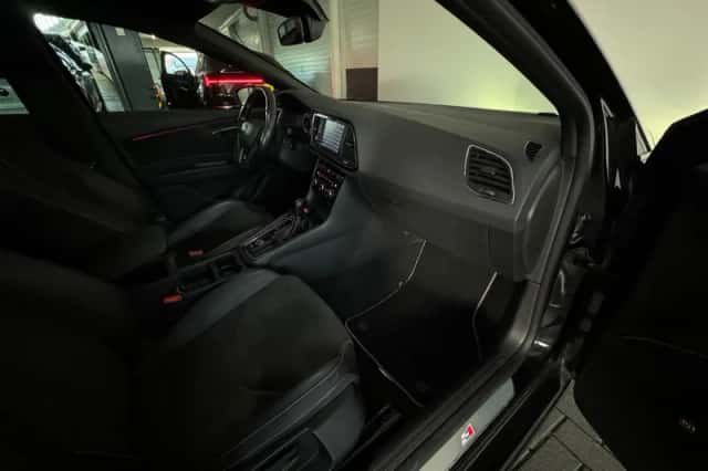 SEAT Leon (2018) thumbnail 37