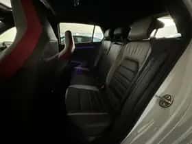 Volkswagen Golf (2021) thumbnail 18
