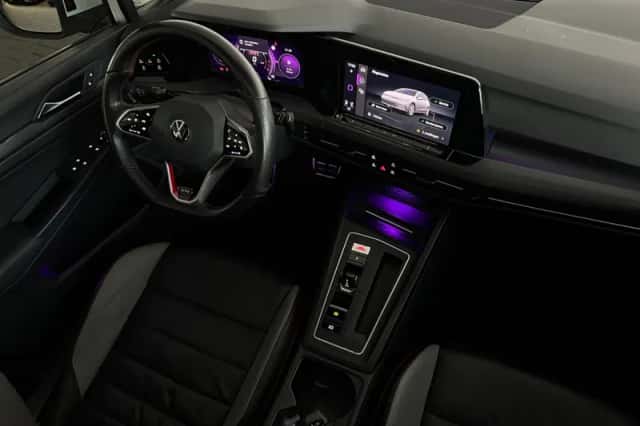 Volkswagen Golf (2021) thumbnail 35