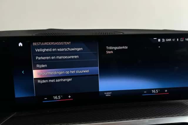 BMW 3-Serie (2024) thumbnail 31