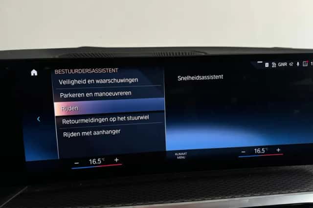 BMW 3-Serie (2024) thumbnail 32