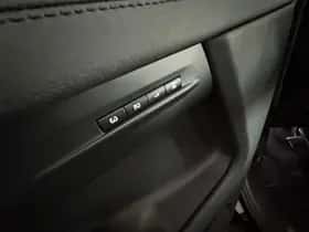 Land Rover Range Rover Evoque (2021) thumbnail 17