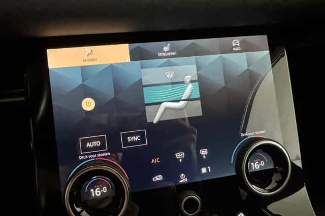 Land Rover Range Rover Evoque (2021) thumbnail 35
