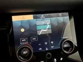 Land Rover Range Rover Evoque (2021) thumbnail 35