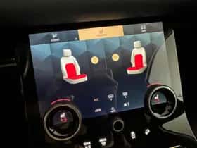 Land Rover Range Rover Evoque (2021) thumbnail 36