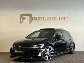 Volkswagen Golf (2019) thumbnail 2