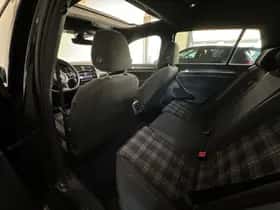 Volkswagen Golf (2019) thumbnail 19