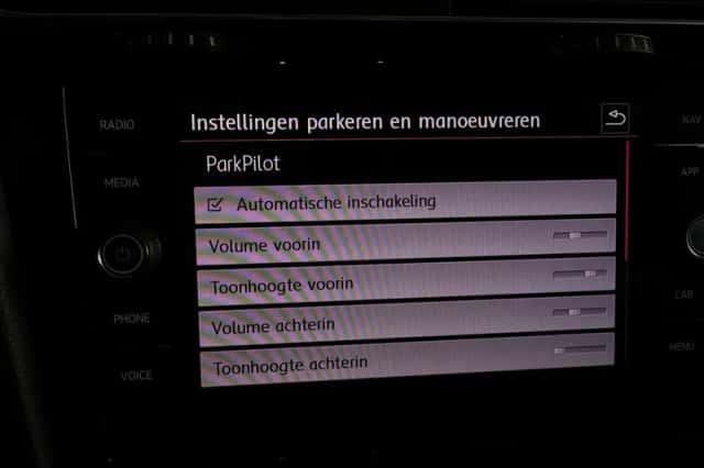 Volkswagen Golf (2019) thumbnail 26